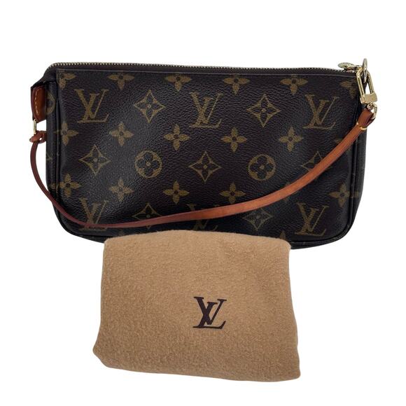 Louis Vuitton Handbags - Louis Vuitton LV Monogram Pochette Accessoires Bag